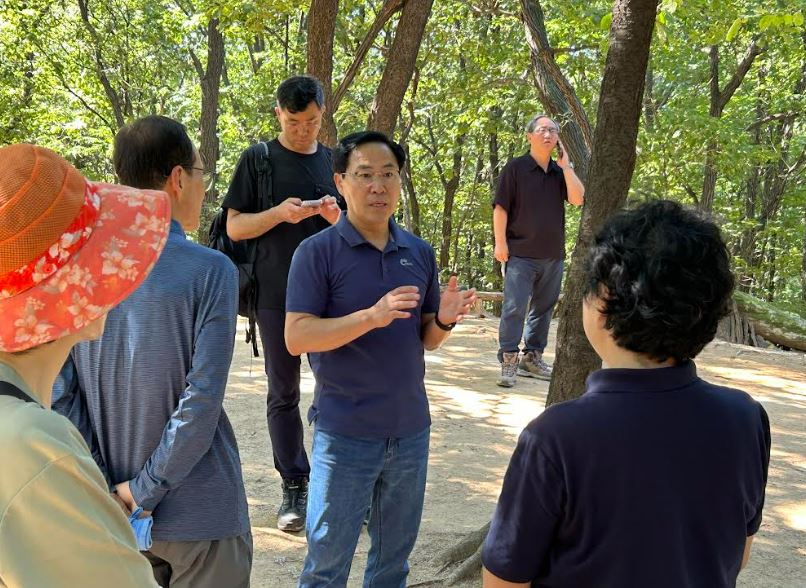 안복동 노원구의원 수락산 맨발 황톳길 현장 민원 청취