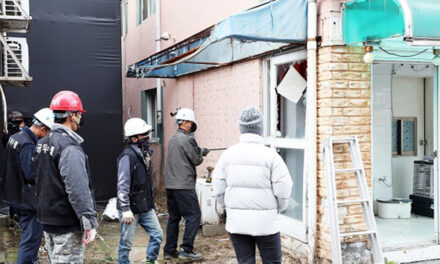 파주시, 용주골 불법건축물 4개동 강제철거, 중단없는 과감한 행정대집행 추진