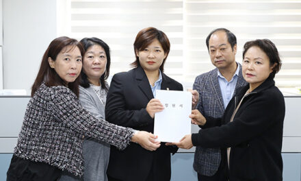 서울 금천구의회, 엄샛별 의원‘재개발 사업 대상에 포함 요청 청원’접수