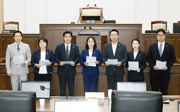 김포시의회, 더불어민주당 의원 “김병수 시장은 민생이 빠진 ‘비정한 예산’을 다시 재편성하라” 성명서 발표