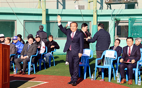 성남시의회, 제2회 성남컵 유소년 야구대회 참석