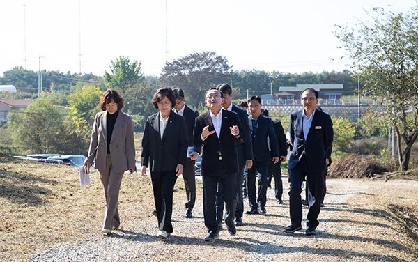 연천군, 국가보훈부장관 연천군 유엔군 화장장 현장방문