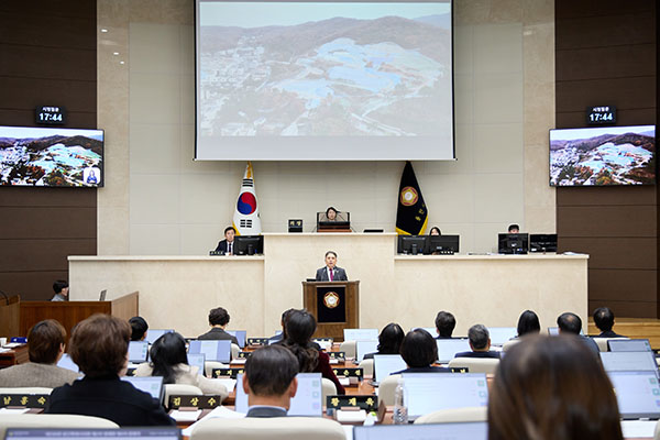 용인특례시의회, 이창식 의원 고기동 사회복지센터 16호 추진사업 관련 시정질문