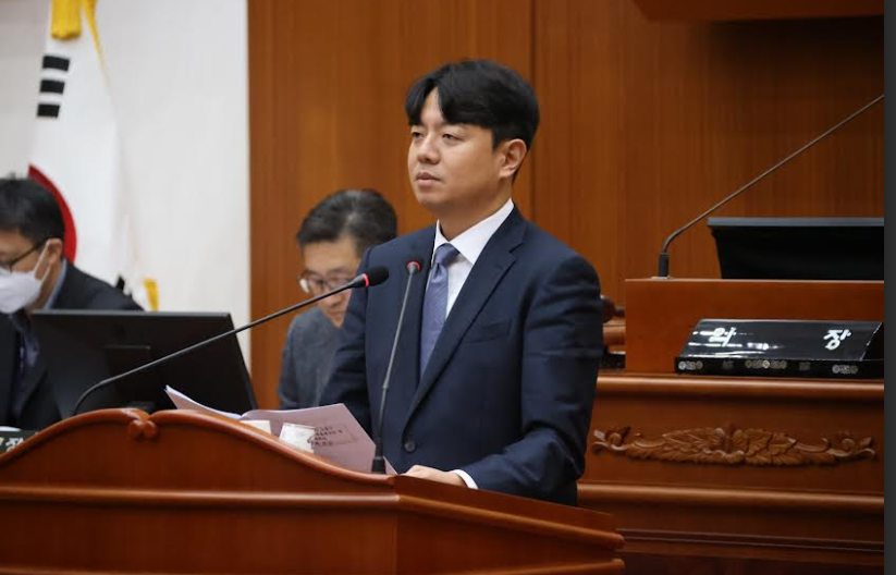 박상근 서울 도봉구의원, 지역의 학교 현안에 대한 구정질문 펼쳐