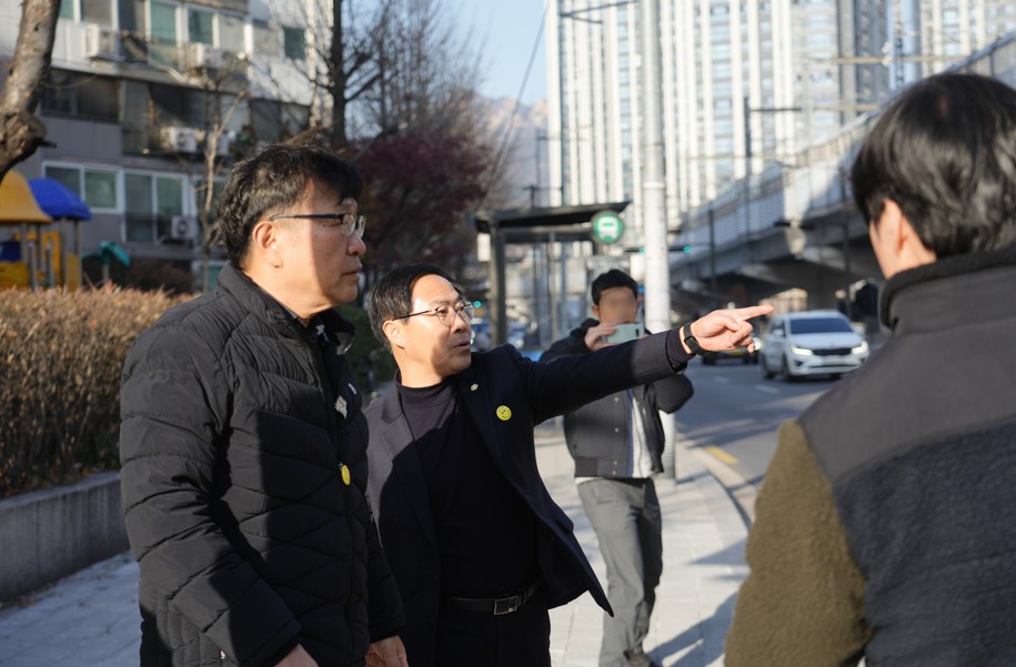 서울 안복동 노원구의원, 당고개입구오거리 횡단보도 보행 동선 개선 추진