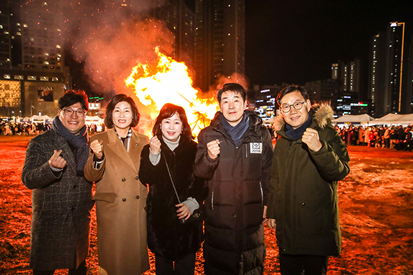 화성특례시의회, 시민 화합 기원 2025 화성특례시 정월대보름 축제 성료