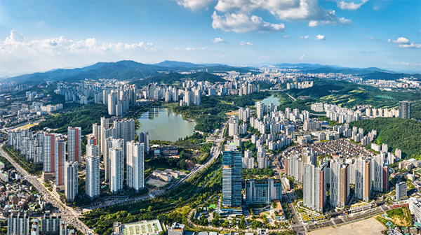 경기도, 경기도가 직접 만든 신도시 광교 개발시작 20년 만에 준공