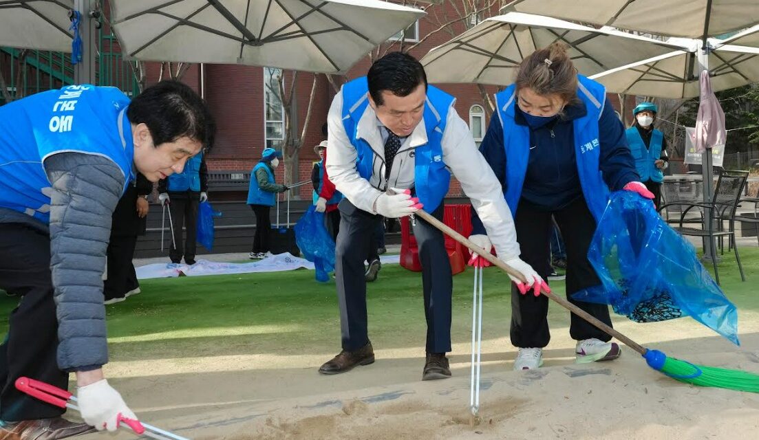 서울시 손영준 노원구의장, 중계본동 새봄맞이 대청소 동참 ‘깨끗한 환경 조성 앞장