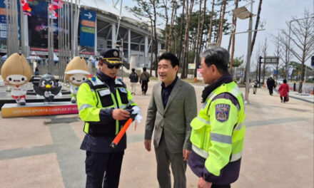 고양특례시의회, 김운남 의장 콜드플레이 공연 현장 찾아 안전관리 점검 및 요원 격려