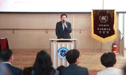 용인특례시, 고진초 ‘꿈빛도서관’ 리모델링 재개관