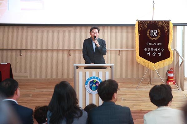 용인특례시, 고진초 ‘꿈빛도서관’ 리모델링 재개관