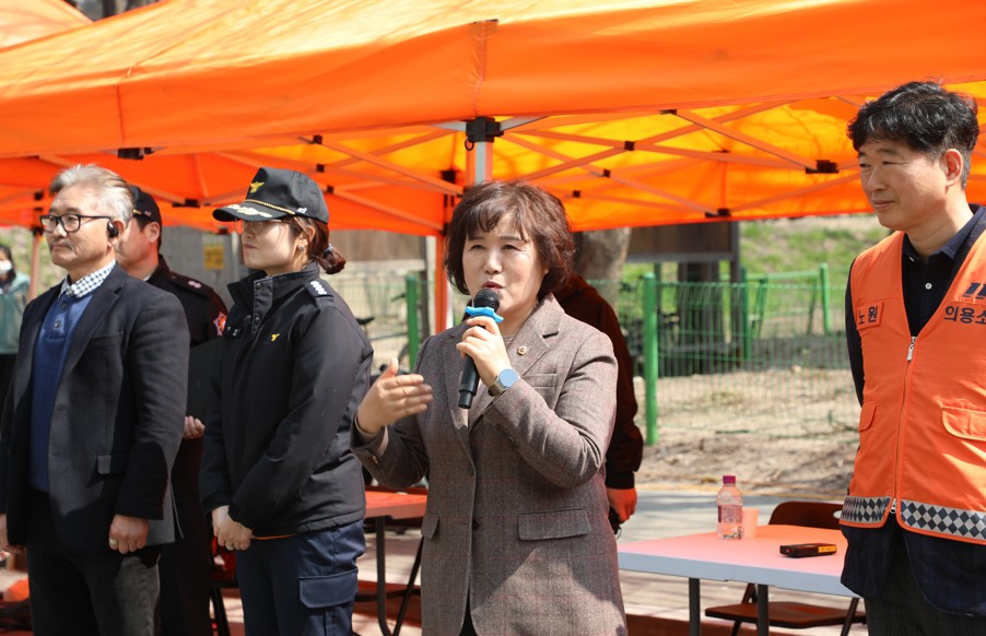 서울시 봉양순 시의원, 입주민과 함께하는 소방훈련교육’실전 현장 참여
