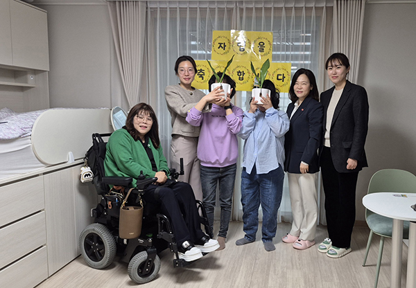오산시의회, 의원들 발달여성장애인 자립 축하식 참석