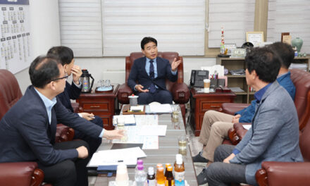 고양특례시의회, 김운남 의장 관내 마을버스 운수종사자 처우 개선 논의 주도
