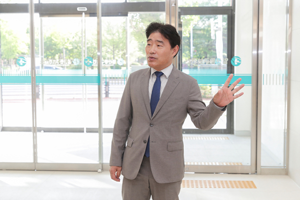 김운남 고양특례시의회 의장, 일산동구보건소 신축 청사 방문