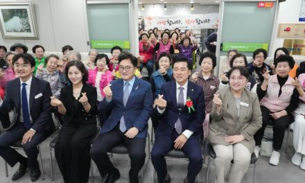 손영준 노원구의장과 우원식 국회의장, 어버이날 어르신들께 존경의 마음 전달