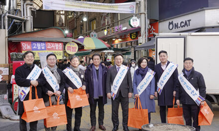 윤호중 의원 , ‘설맞이 구리전통시장 방문’ 민생 경제 안정 최우선