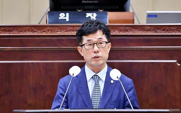 의왕시의회, 김태흥 부의장 대표발의, 불법 여론조작 사건 후속조치 및 시장 공개사과 촉구 건의안 가결