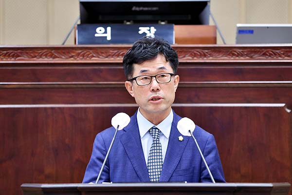 의왕시의회, 김태흥 부의장 대표발의, 불법 여론조작 사건 후속조치 및 시장 공개사과 촉구 건의안 가결