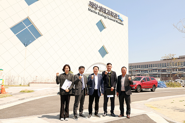 시흥시의회, 도시환경위원회 거북섬 해양생태과학관 및 환경개선 사업 현장 점검