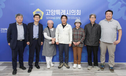 김운남 고양특례시의회 의장, 시니어 기자단과 면담