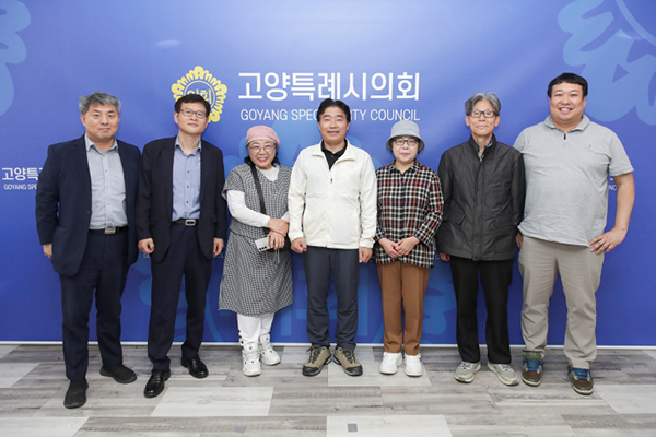김운남 고양특례시의회 의장, 시니어 기자단과 면담