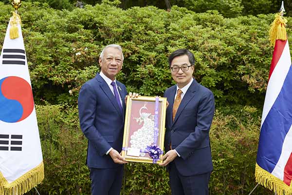 김동연 경기도지사, “태국은 경기도의 훌륭한 파트너” 태국 노동부 장관 만나 협력 강화