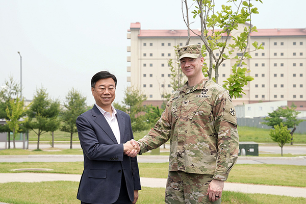 신상진 성남시장, 평택 험프리스 기지 방문 한미 우호 협력 다져