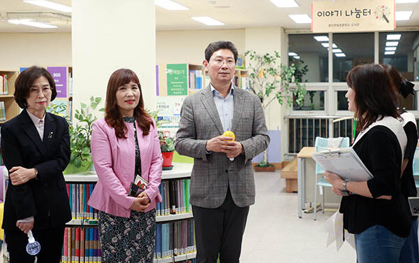 이상일 용인특례시장, 용인한빛초만의 특별한 행사 ‘별빛도서관 데이트’ 참석