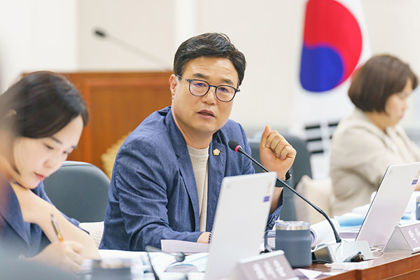 광주시의회, 박상영 의원 “행정사무감사 통해 장기 표류 사업, 시민 안전 문제, 예산 집행 비효율 등 총체적 개선 요구”