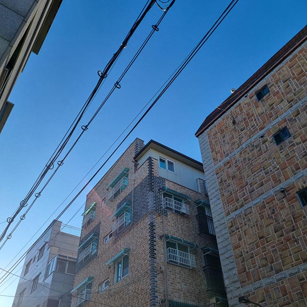 서울 금천구, 거미줄 같은 전깃줄 정비 도심 하늘 연다