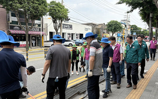 동두천시, 장마 전 침수 대비 빗물받이 일제 정비 실시