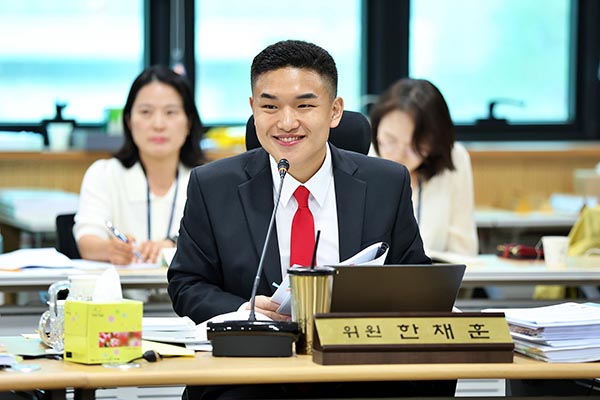 의왕시의회, 한채훈 의원 왕송호수에 조성 배경 표지판 설치 필요성 강조
