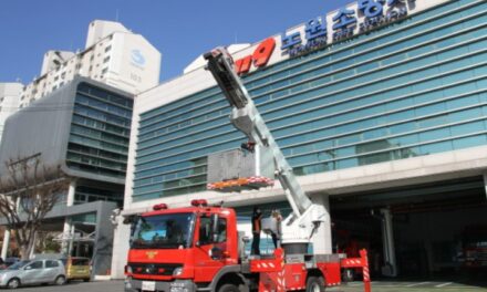 노원소방서, 민방위훈련 연계 소방 통로 확보 훈련 ‘소방차 길 터주기