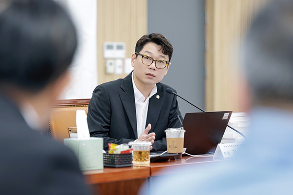 구리시의회, 김용현 의원 도매시장 공동작업장 내 위법한 임대와 건축행위 전임시장의 허가와 공사의 묵인이 있어야 가능