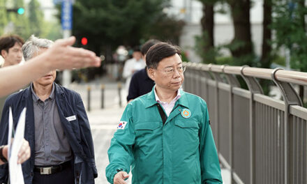 신상진 성남시장, 현장 점검 후 보도교 설치 특별지시