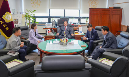 안성시의회, 안성시와 정례 간담회 개최