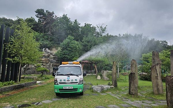양주시, 전국 확산 ‘러브버그’ 방역차 14대·드론 총동원해 대규모 방역 나서