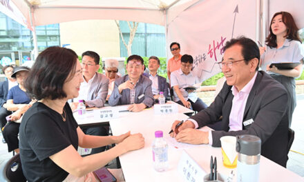 하남시, 위례 스타필드 앞에서 ‘제15회 이동시장실’ 운영