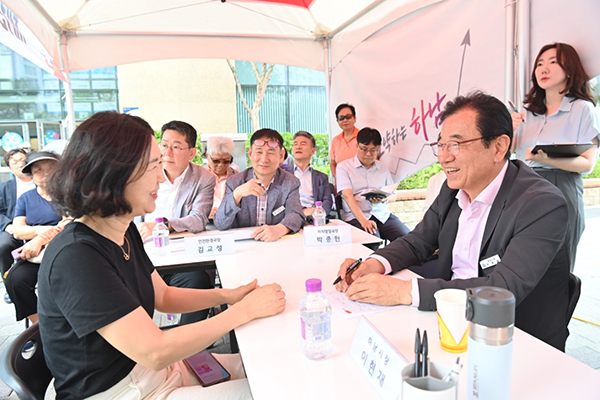 하남시, 위례 스타필드 앞에서 ‘제15회 이동시장실’ 운영