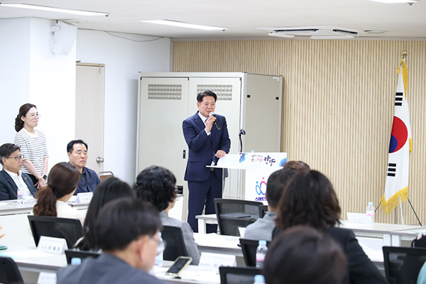 최대호 안양시장, 학생들의 정책제안, 안양시 성장시키는 혁신 동력될 것