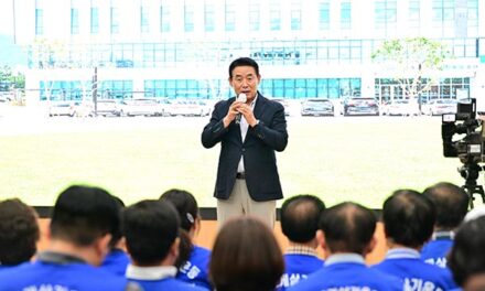 포천시, 바르게살기운동 포천시협의회, 광복 80주년 기념 태극기 행사 개최
