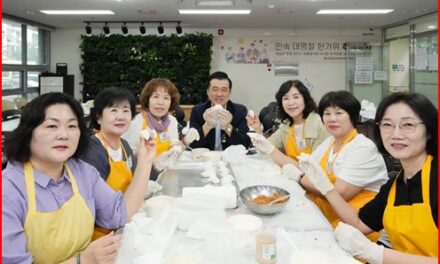 손영준 노원구의장, “송편 빚으며 주민과 소통” 하계복지관 추석 행사 참석