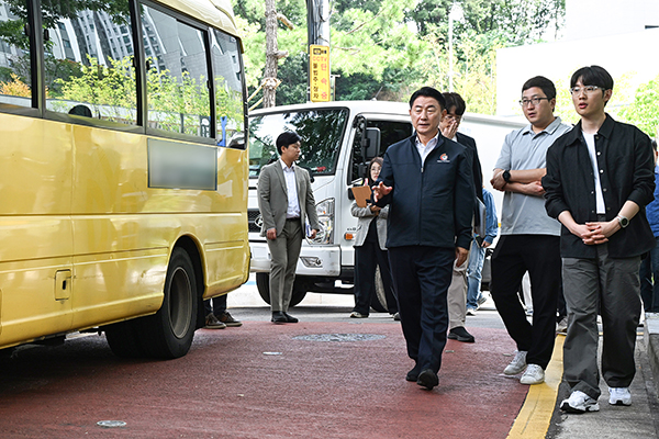 의정부시, ‘책상 아닌 현장’ 원칙으로 신곡동 생활불편 점검