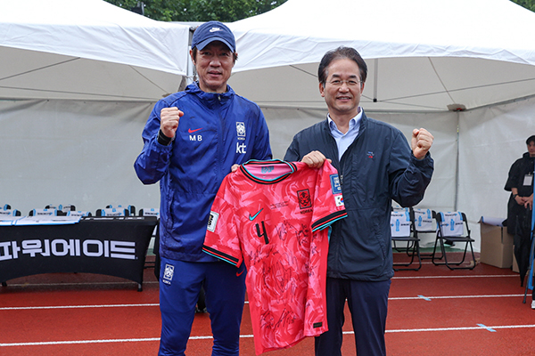 고양특례시, 브라질 파라과이전 앞둔 축구 국가대표팀 고양에서 공개훈련
