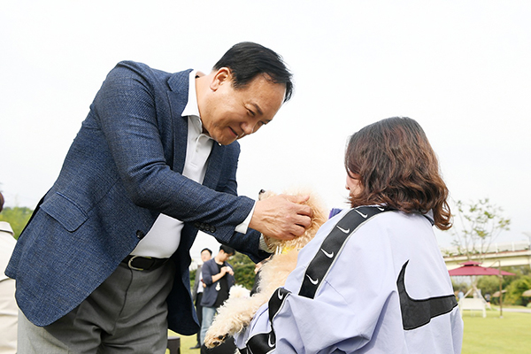 오산시, 청년&반려동물 공존 플로깅 ‘오산청년, 같이 줍개’ 개최