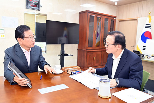 이현재 하시장, 하남교육지원청 제1호 개청 요청  임태희 교육감 내년 상반기 중 우선 개청 화답