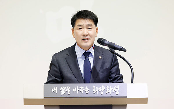 화성특례시의회, ‘2025년 화성시 새마을지도자대회’ 참석