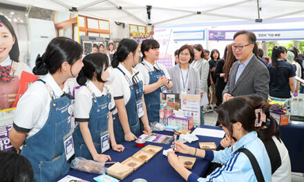 서울 금천구, 금천진로진학지원센터 개관 1년 이용자 2만 명 기록