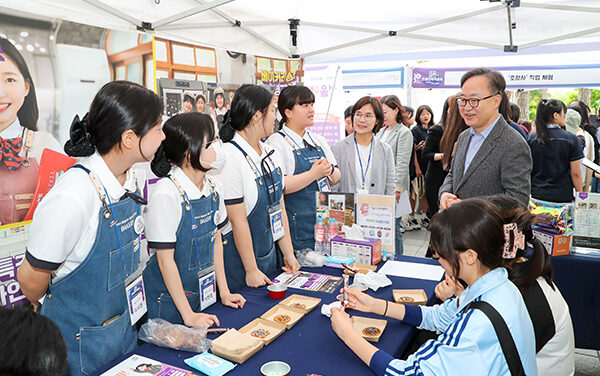 서울 금천구, 금천진로진학지원센터 개관 1년 이용자 2만 명 기록